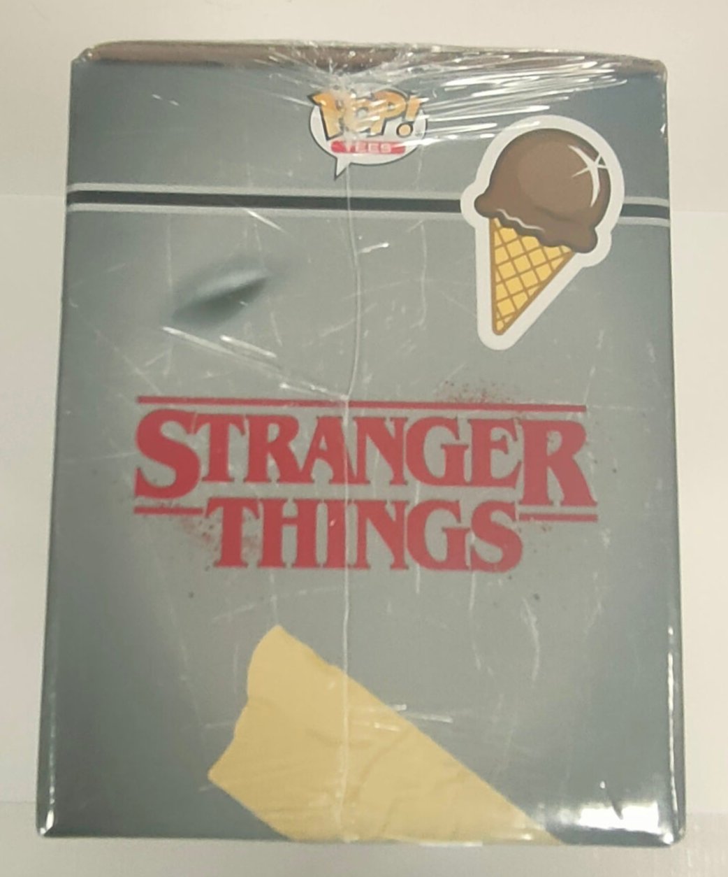Stranger Things - 2XL Shirt & PoP - Chester Le Geek