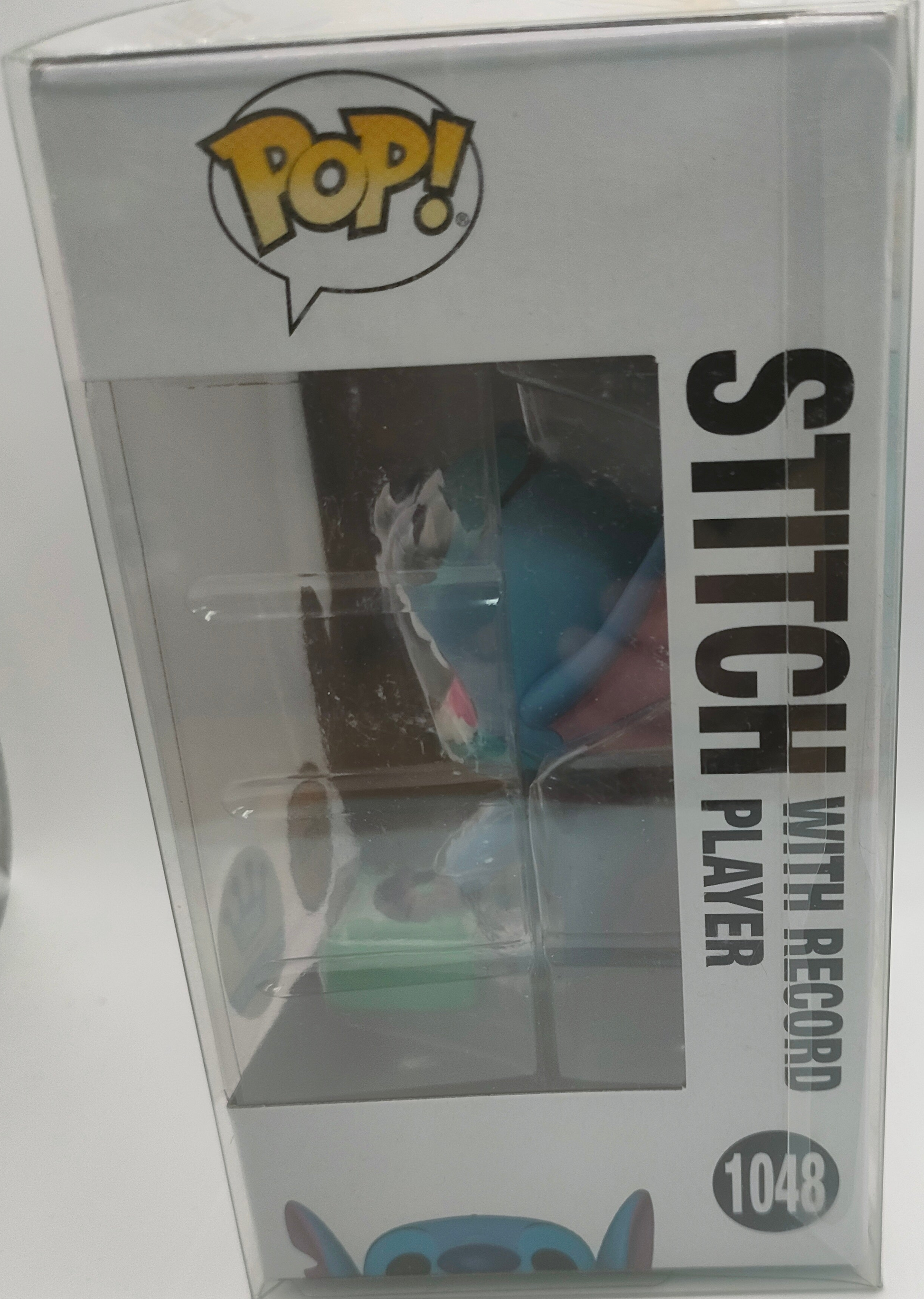 Stitch-1048-Lilo and Stitch - Chester Le Geek