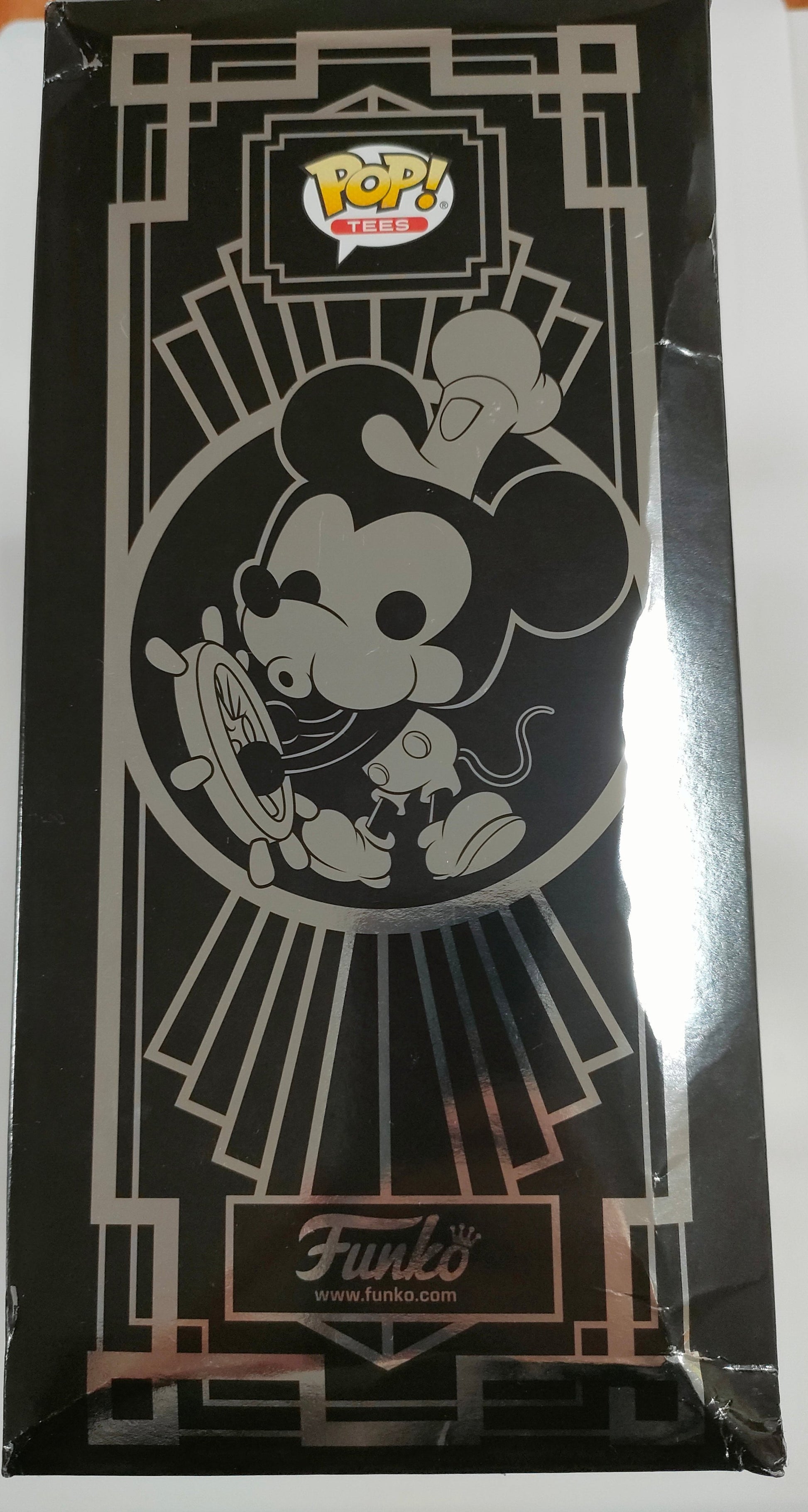 Micky Mouse - PoP & T-Shirt - Chester Le Geek