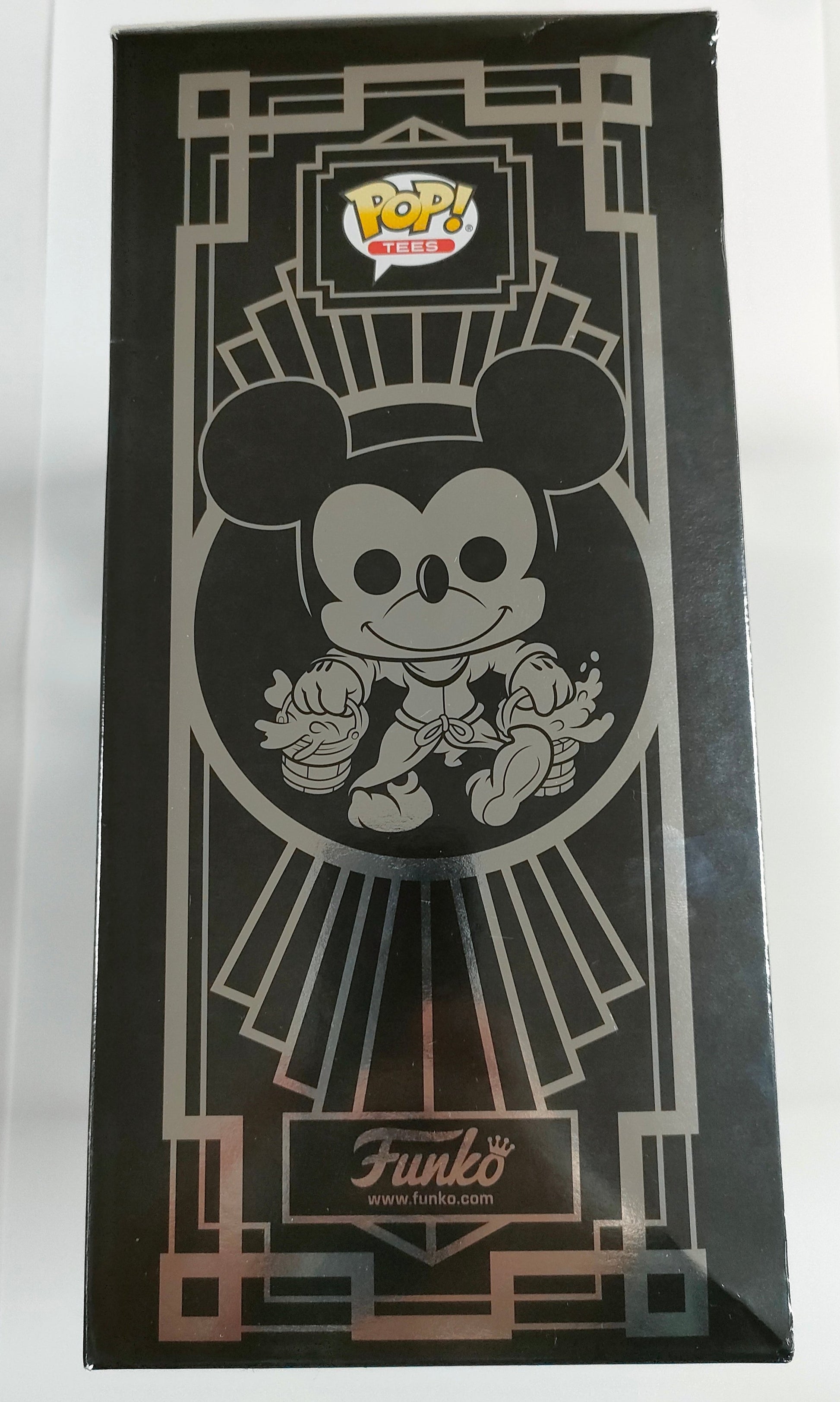 Micky Mouse - PoP & T-Shirt - Chester Le Geek